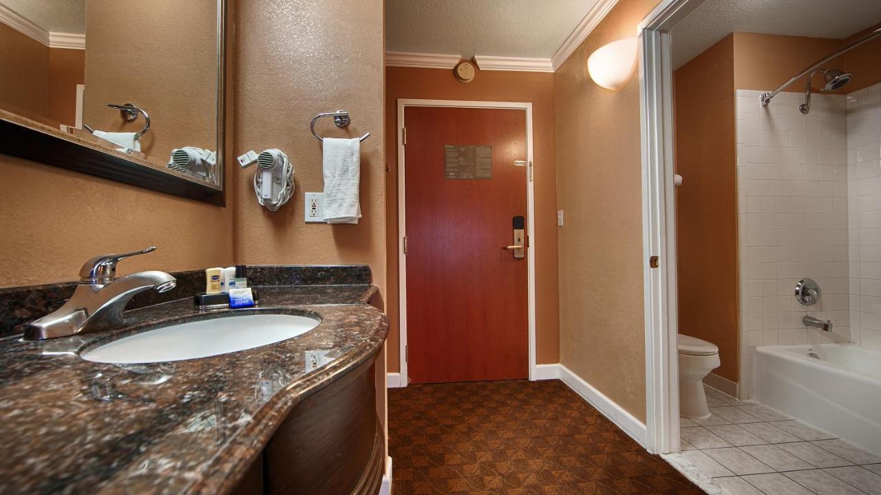 Best Western Orchard Inn وكياه، ميندوسينو، كاليفورنيا المظهر الخارجي الصورة