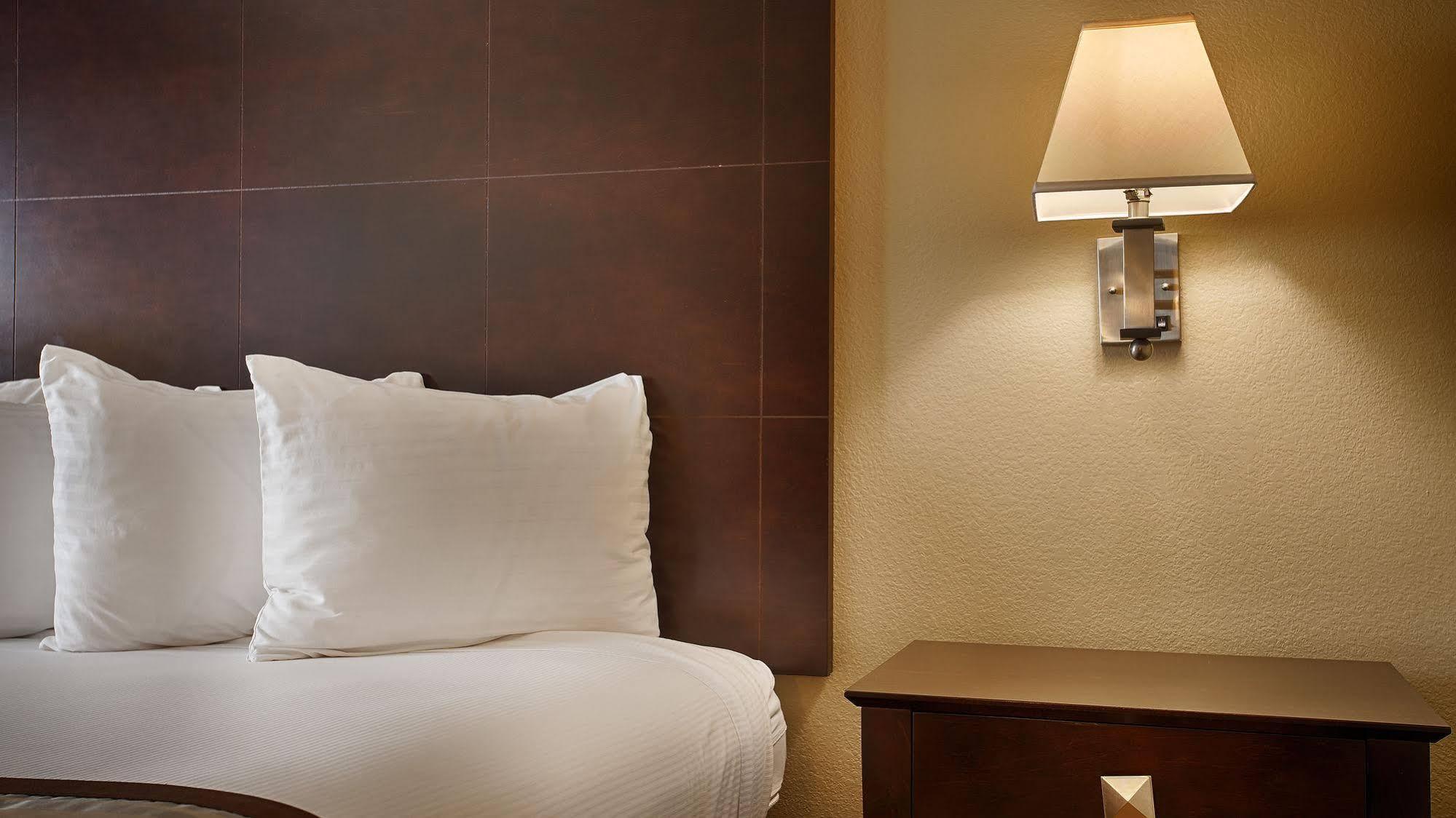 Best Western Orchard Inn وكياه، ميندوسينو، كاليفورنيا المظهر الخارجي الصورة